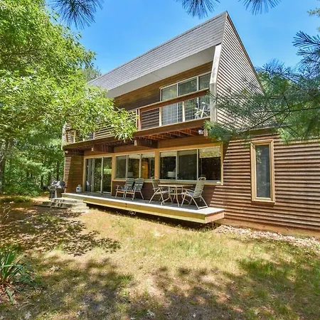 Architectural Modern Home 5 Mins To Beach